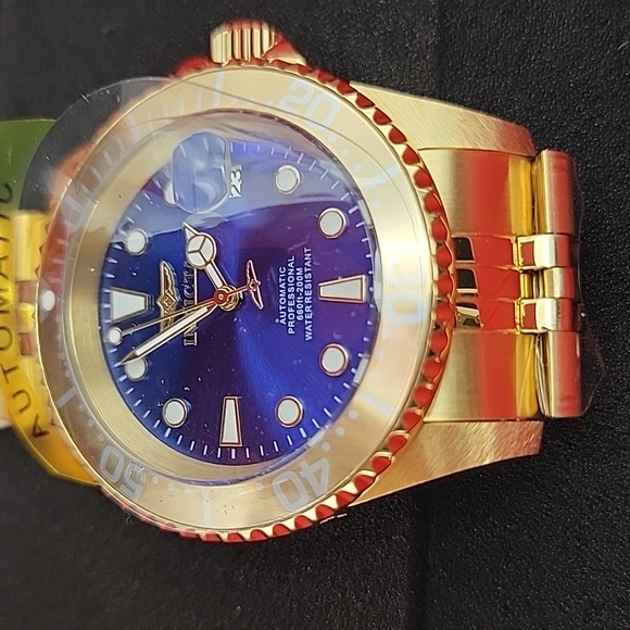 NEW Invicta Pro Diver Navigator Automatic Men's Watch 42mm Gold (30097) Warranty - Picture 2 of 9